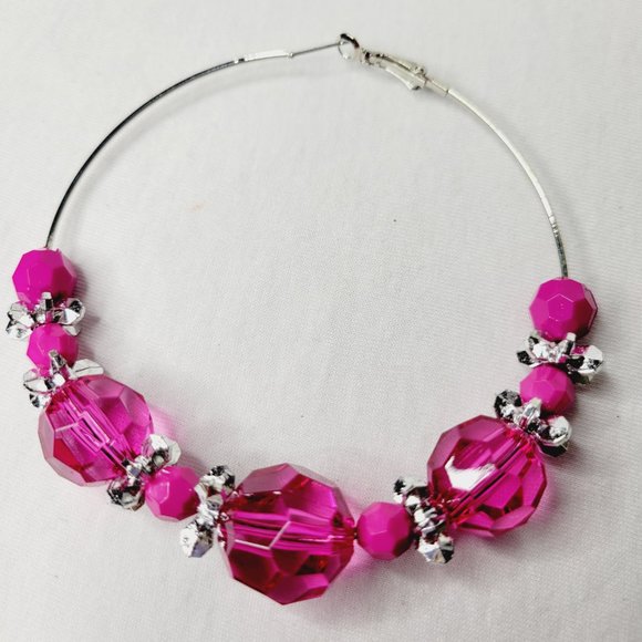 Women's Large Hoop Fashion Earrings - Picture 5 of 6